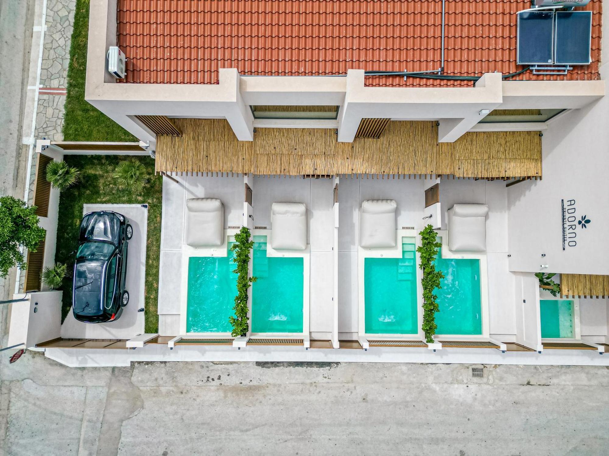 Adorno Private Suites Only Adults & Kids 12 Plus Vrasná エクステリア 写真